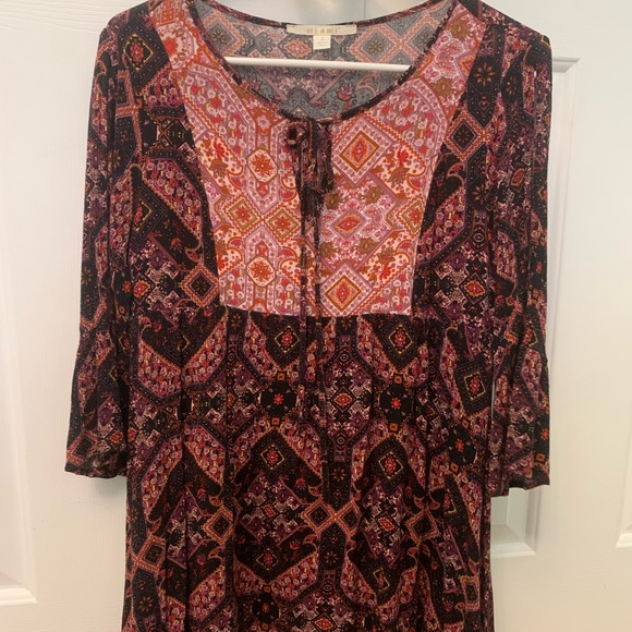 Patterned dress - Picture 1 of 3